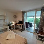 T1 Cosy 