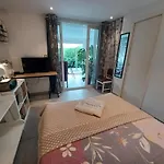 T1 Cosy 